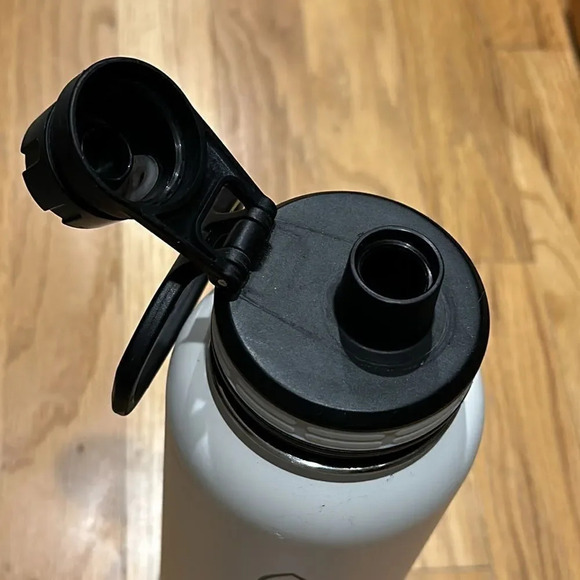 ThermoFlask white screw top with screw flip lid great pre owned condition 40oz - Picture 5 of 6